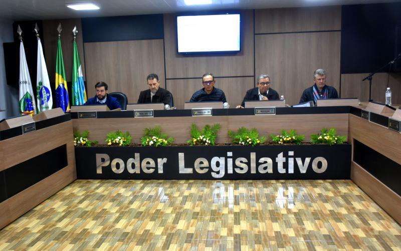 Vereadores aprovam em primeira discussão projeto que trata sobre a comercialização de cigarros eletrônicos